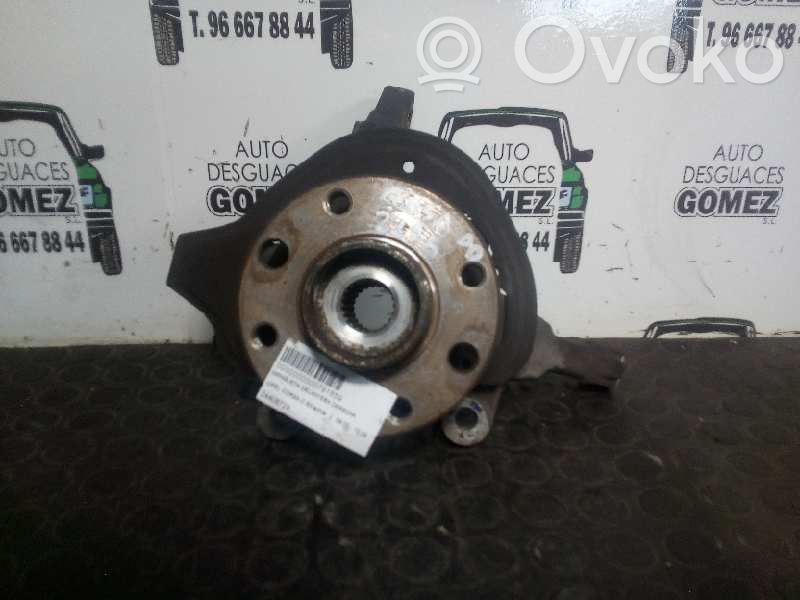 Opel Corsa C Achsschenkel vorne 