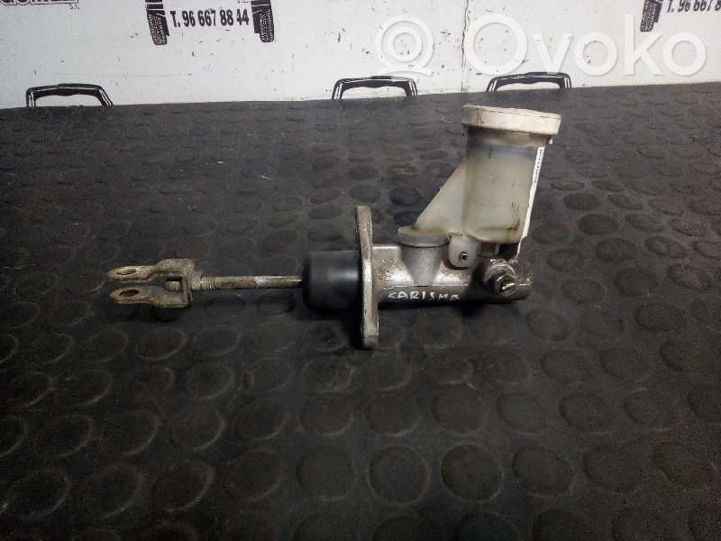 Mitsubishi Carisma Główny cylinder sprzęgła 