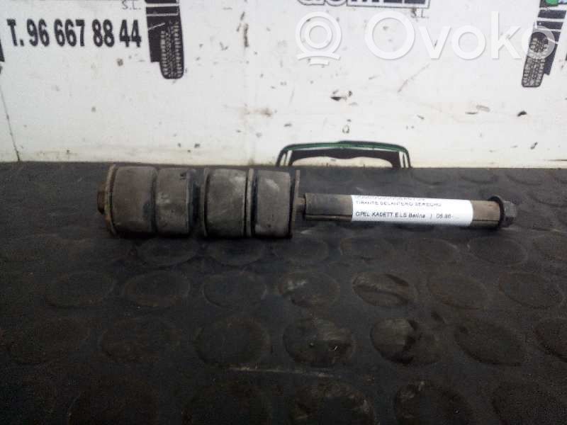 Opel Kadett E Triangle bras de suspension inférieur avant