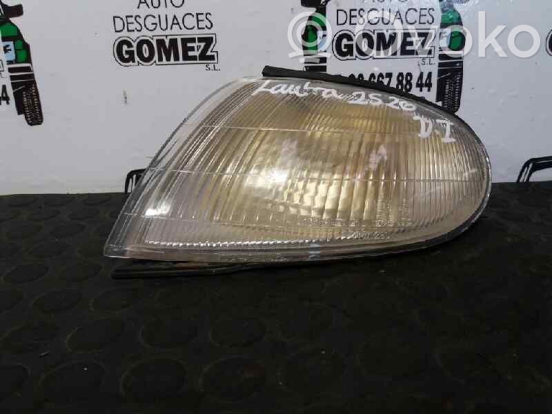 Hyundai Lantra II Headlight/headlamp 