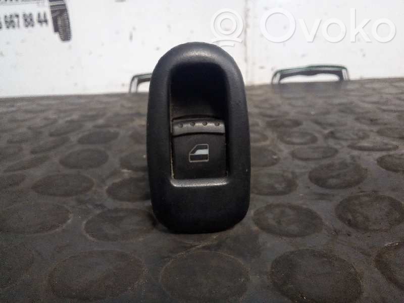 Interruptor del elevalunas eléctrico   1M0959855