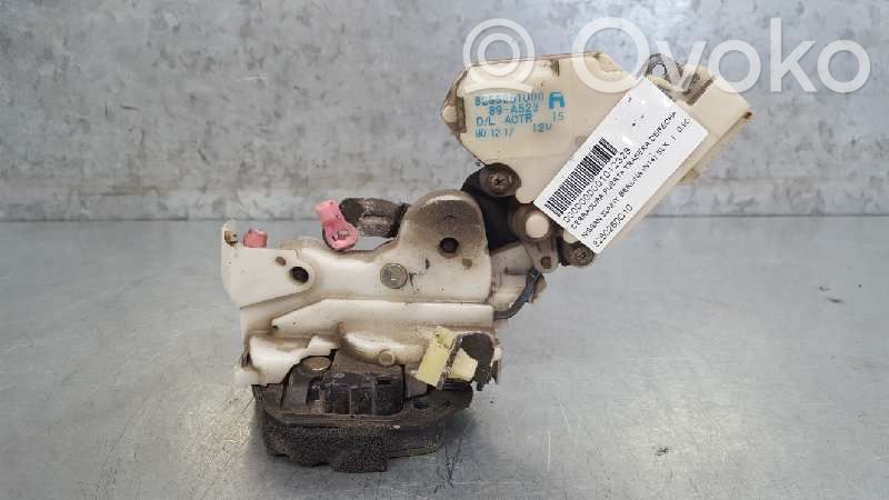 Nissan Sunny Încuietoare ușă spate 
