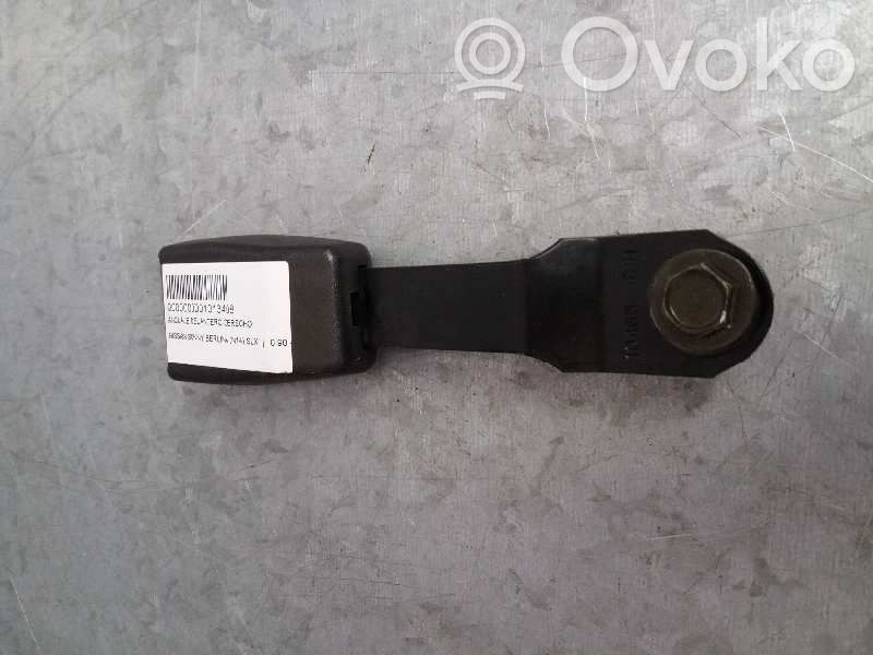 Nissan Sunny Hebilla del cinturón delantero