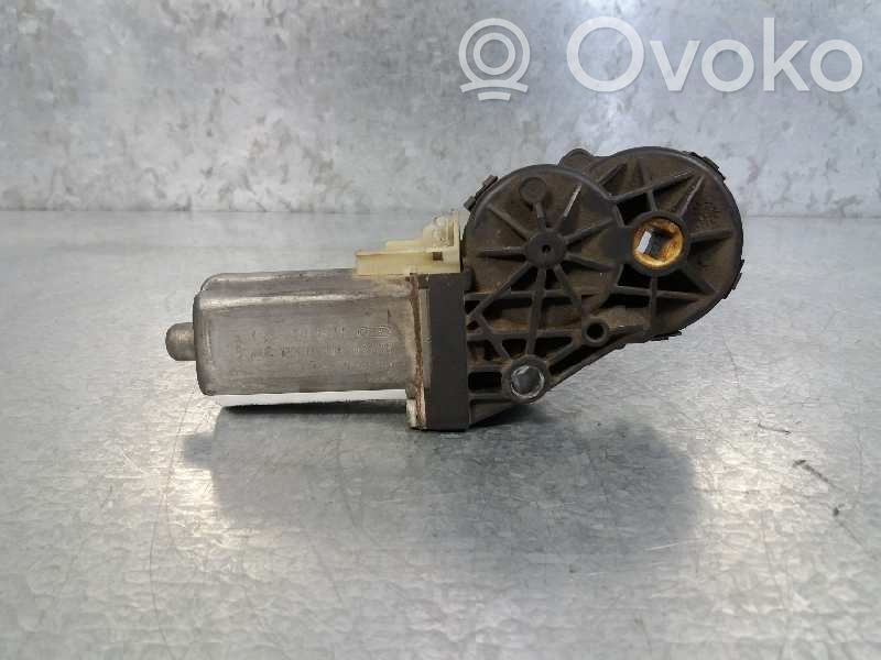 Peugeot 307 Motor/actuator trapă 