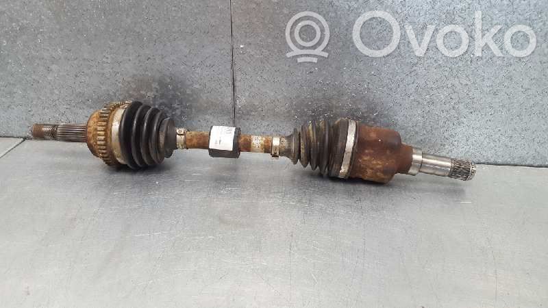 Etuvetoakseli   04668953AD