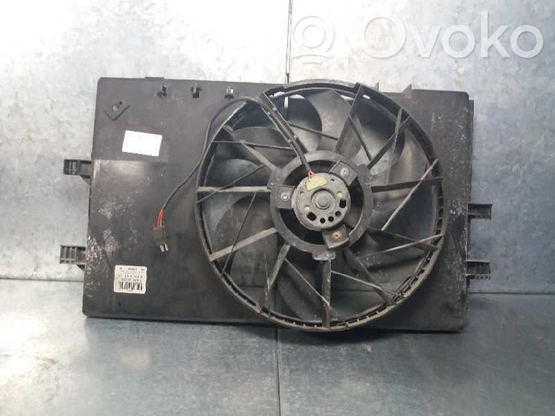 Mercedes-Benz Vaneo W414 Elektryczny wentylator chłodnicy