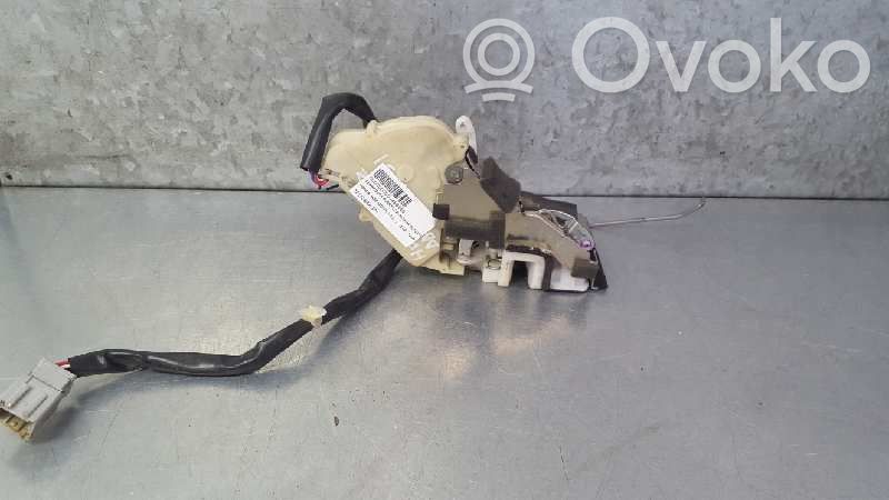 Honda Jazz Priekšpusē slēdzene 