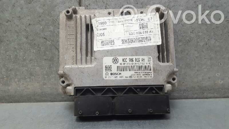 Unidad de control/módulo del motor   03C906016AH