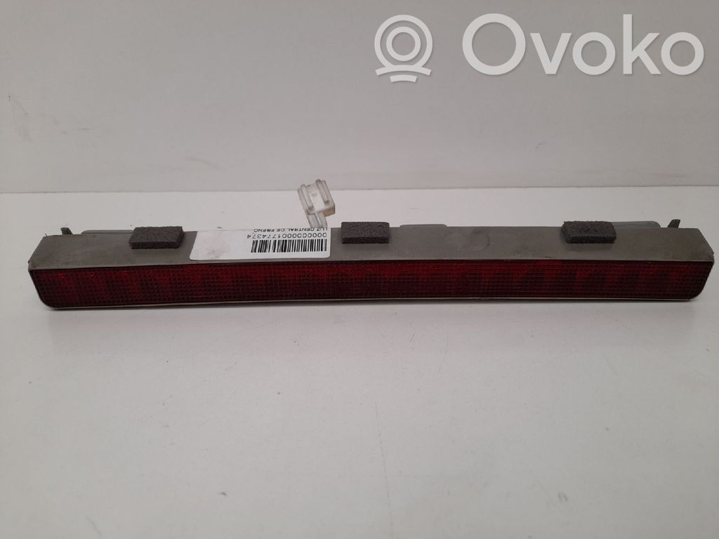 Dritte Bremsleuchte   927502D200