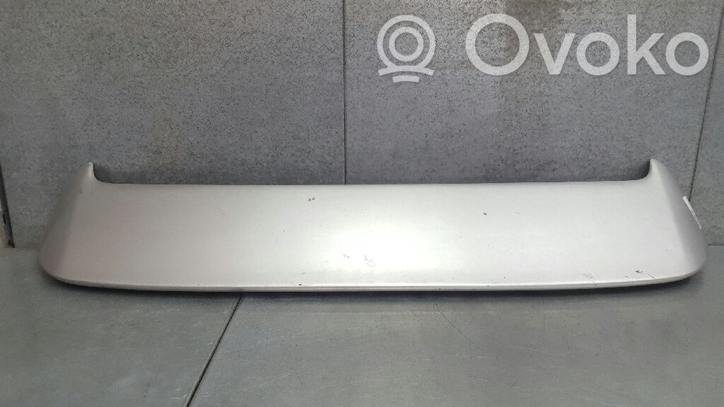 Tailgate/trunk spoiler   B25T51971
