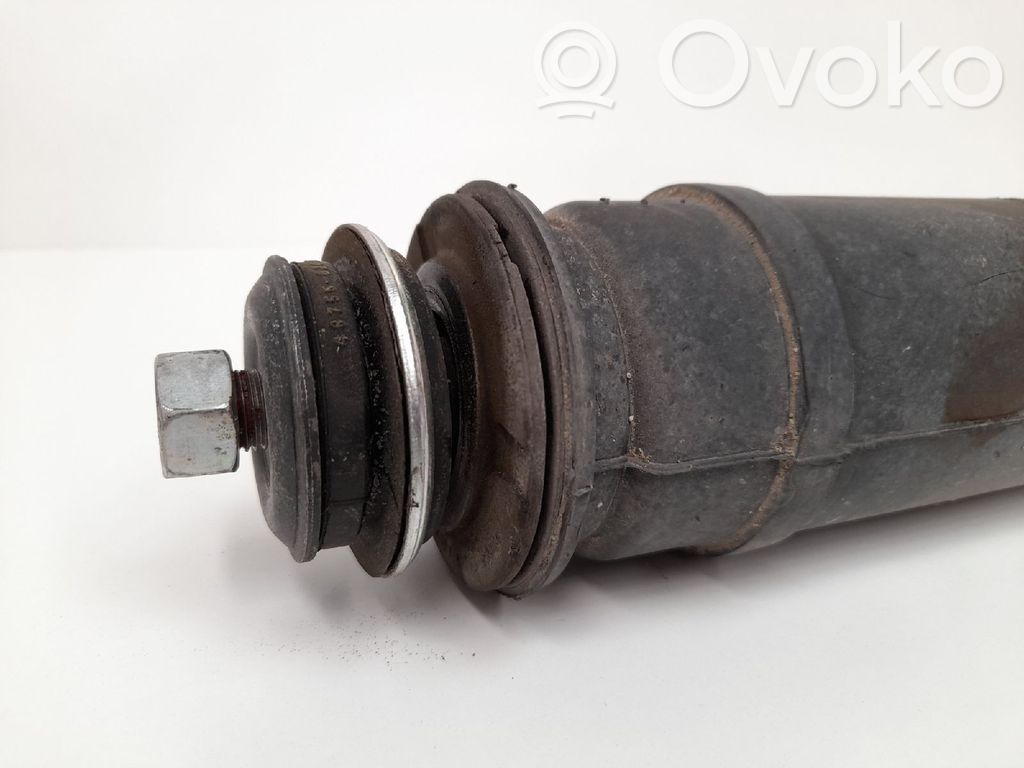 Toyota Auris 150 Stoßdämpfer hinten