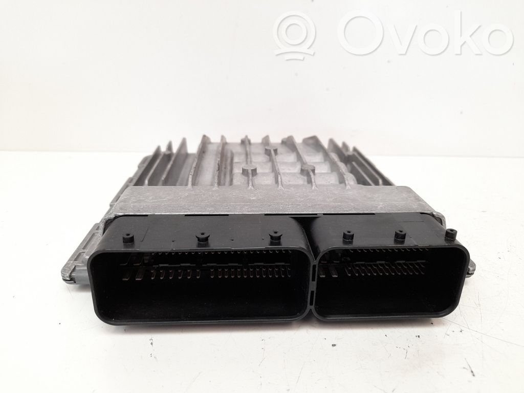 Unidad de control/módulo del motor   7576297