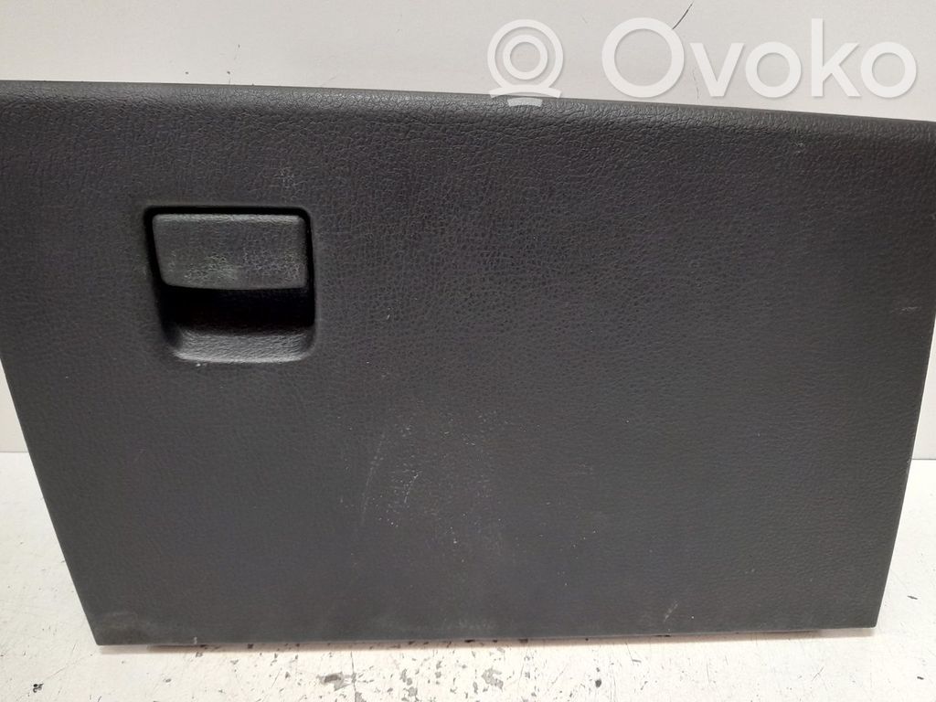 Glove box   3M71A06010AFW