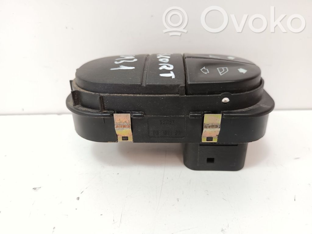 Electric window control switch   95AG14529BA