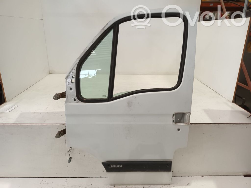 Puerta delantera   09109286