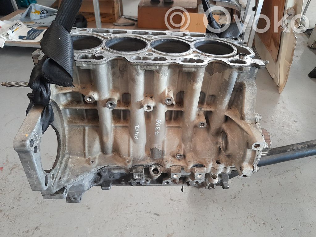 Peugeot 407 Engine block 