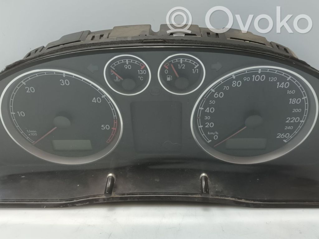 Volkswagen PASSAT B5.5 Vitezometru (grup de instrumente) 