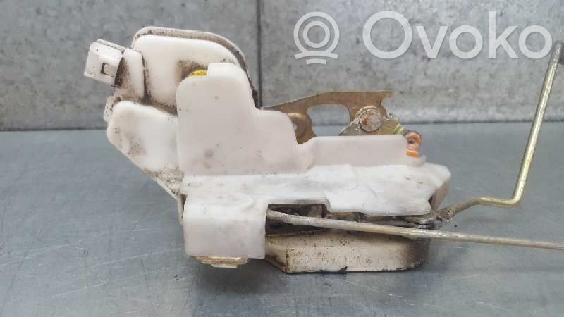 Etuoven lukko