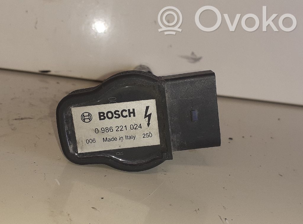 Audi A6 S6 C5 4B Bobina di accensione ad alta tensione 