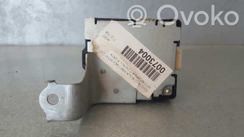 Unité de commande / module de verrouillage centralisé porte   897410F010