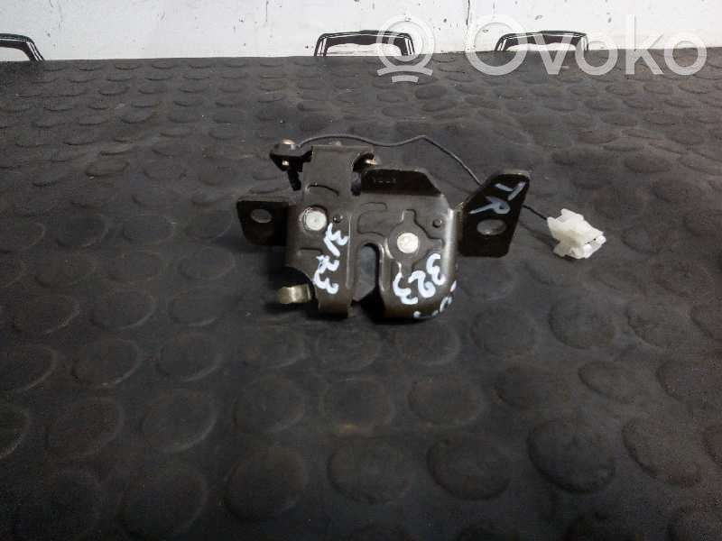 Mazda 323 Serrure de loquet coffre 