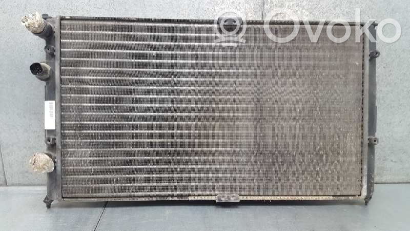 Volkswagen Polo III 6N 6N2 6NF Radiatore di raffreddamento 