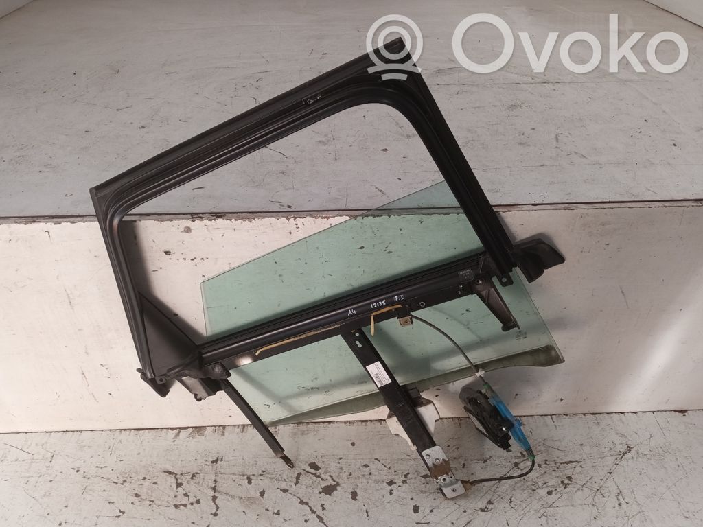 Audi A4 S4 B7 8E 8H Elektryczny podnośnik szyby drzwi tylnych 