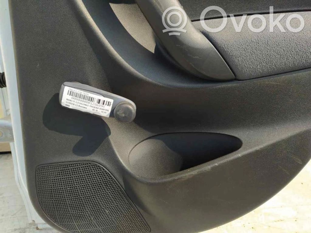Rear door interior handle