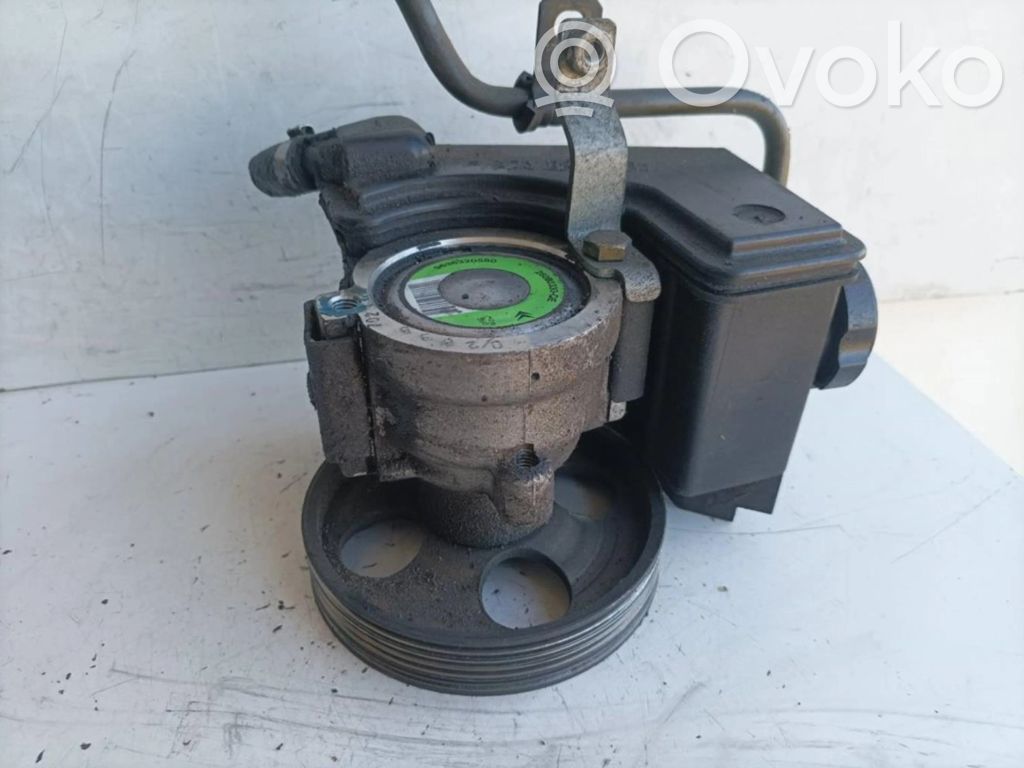 Ohjaustehostimen pumppu   9636320580
