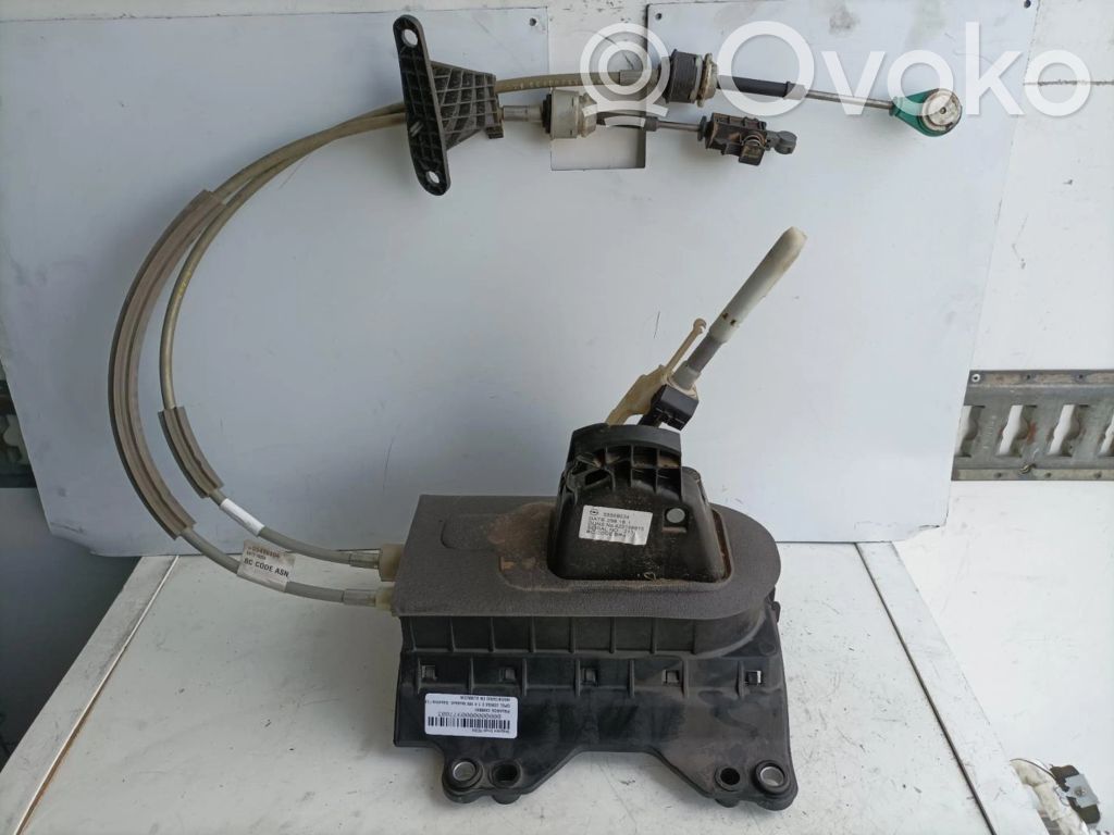 Opel Corsa E Manetă schimbător viteze 