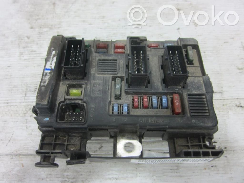 Módulo de fusible   T118470004J