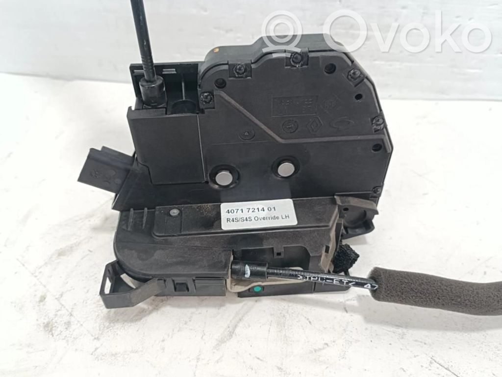 Renault Twingo II Takaoven lukko 