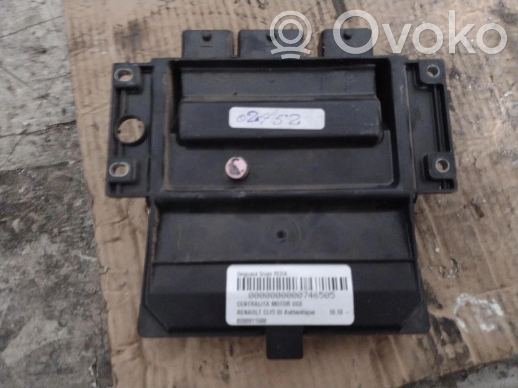 Unitate control motor/modul ECU   8200911560