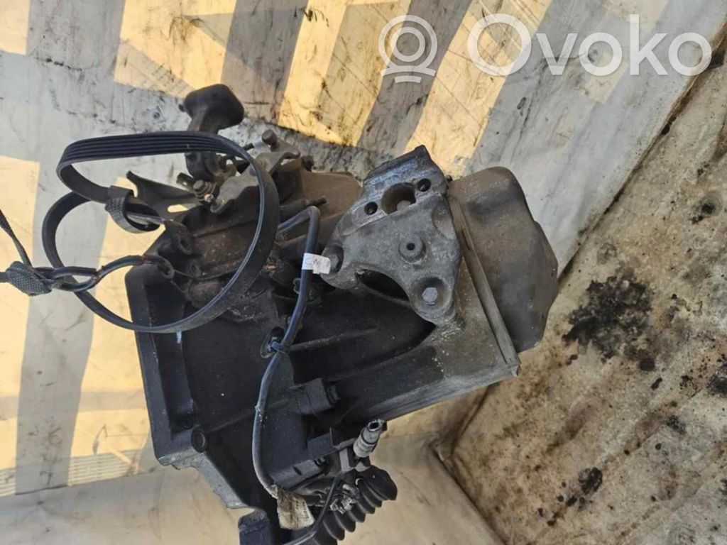 Citroen C3 Caja de cambios manual de 5 velocidades 