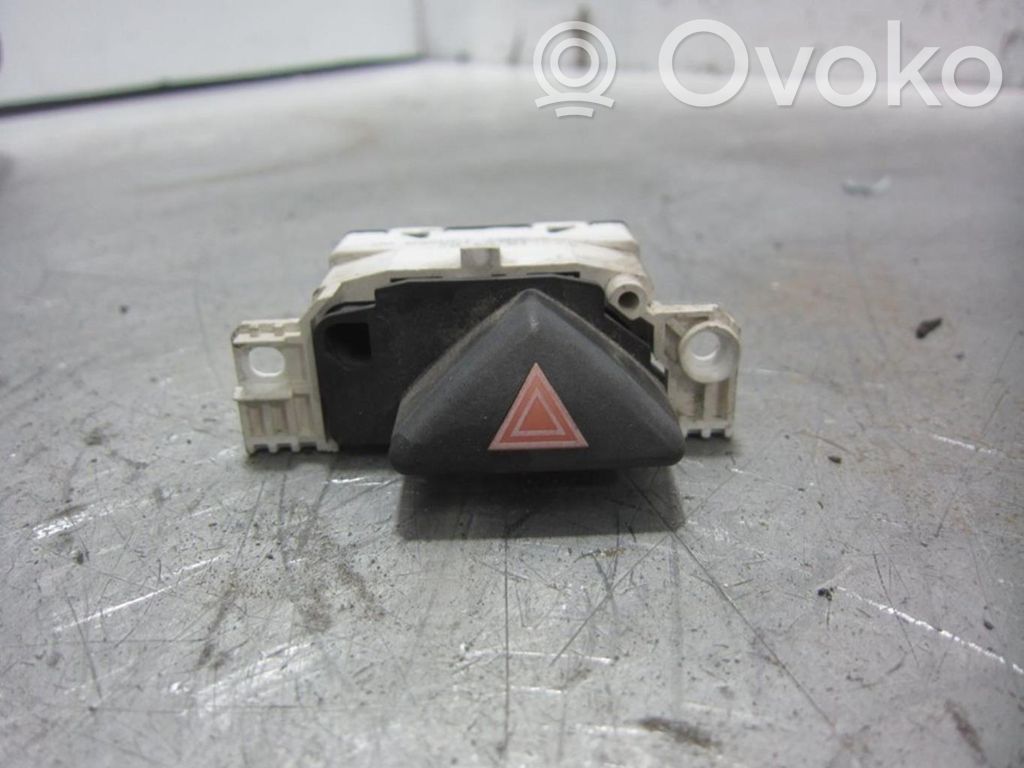 Ford Focus Comutator lumini pericol 