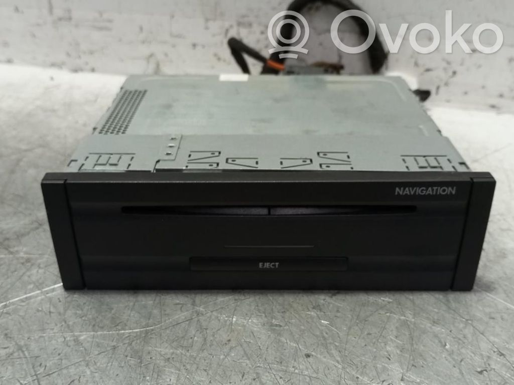 GPS navigation control unit/module   3D0919887B