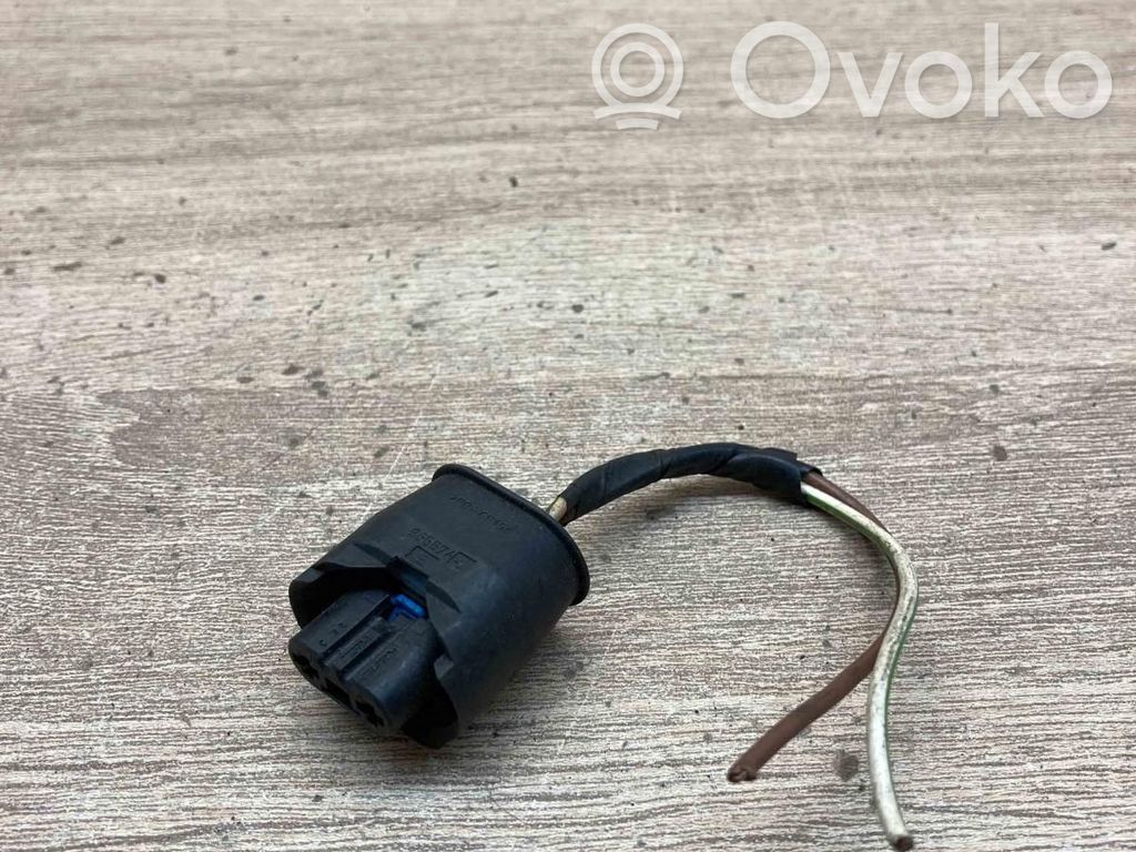 BMW 5 E39 Plug wire 