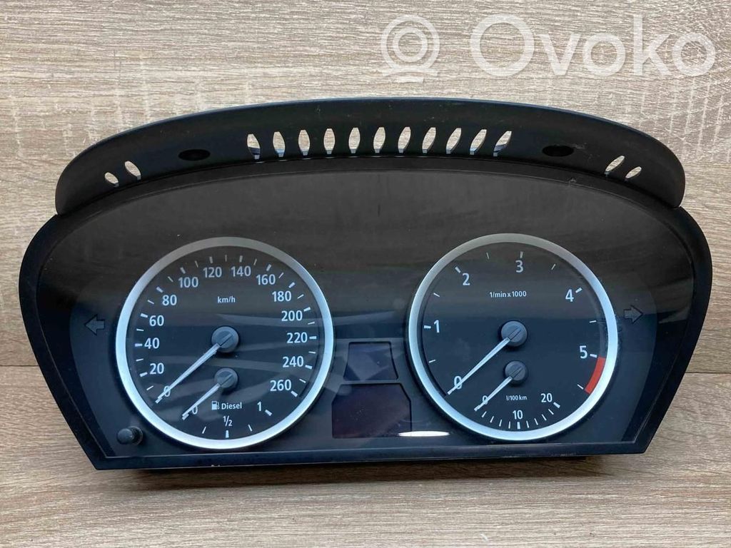 BMW 5 E60 E61 Speedometer (instrument cluster) 