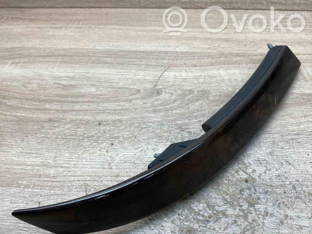 Front door interior handle   REARRIGHTSIDE