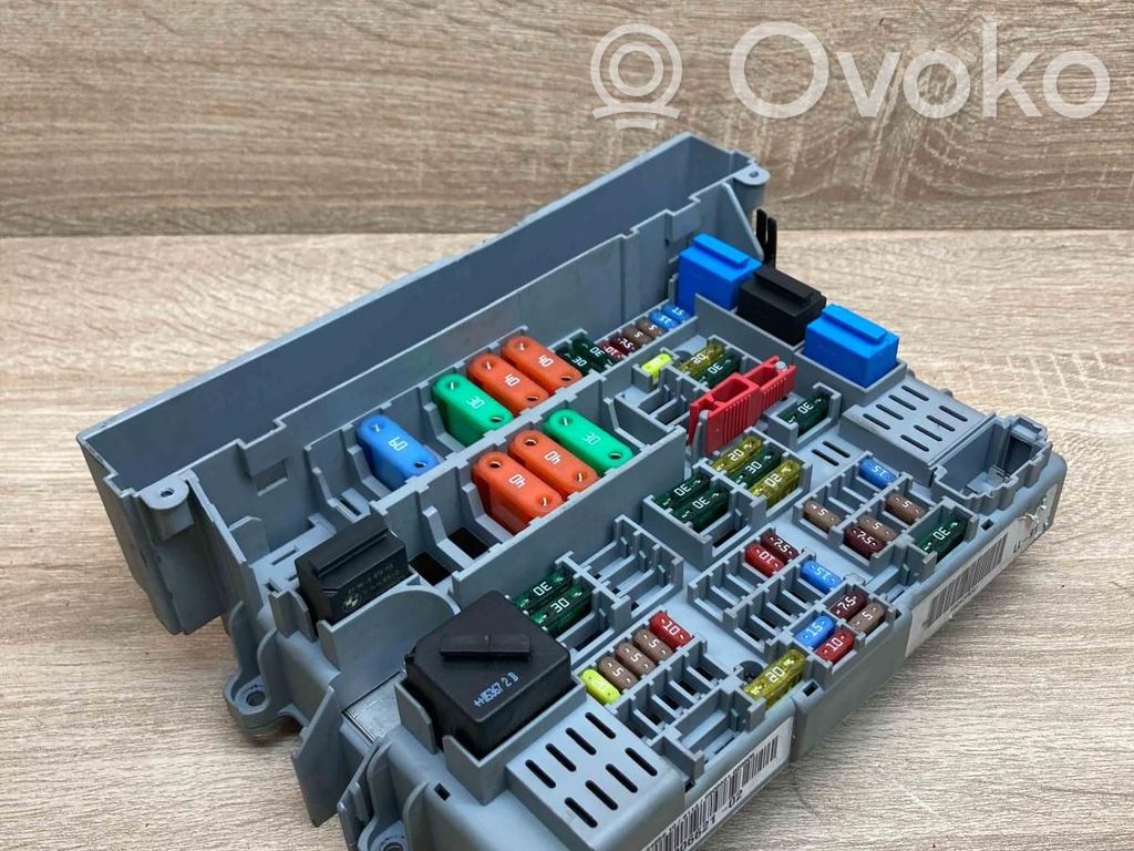 Fuse module   6906621