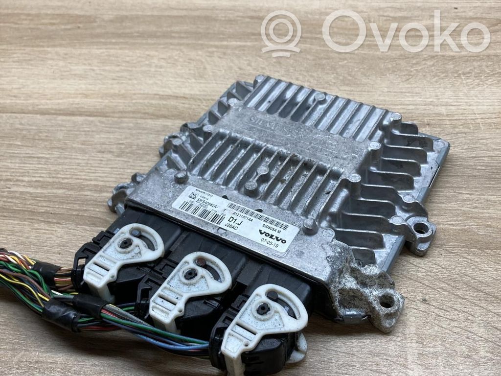 Volvo V50 Engine control unit/module ECU 