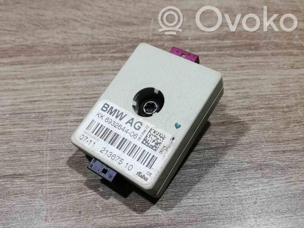 BMW 3 E90 E91 Antenos stiprintuvas 