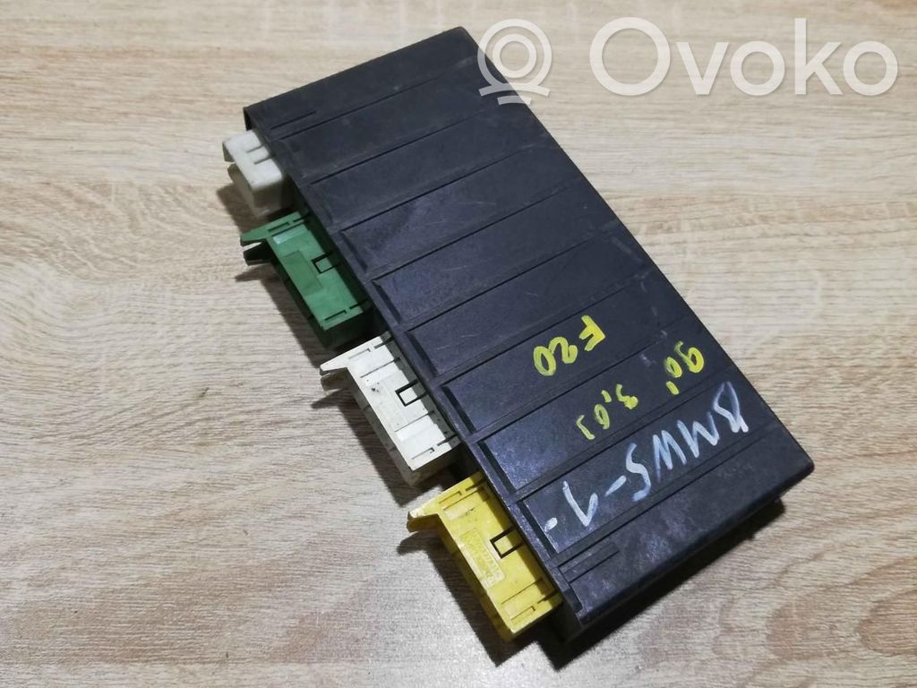 BMW 5 E34 Komforto modulis 