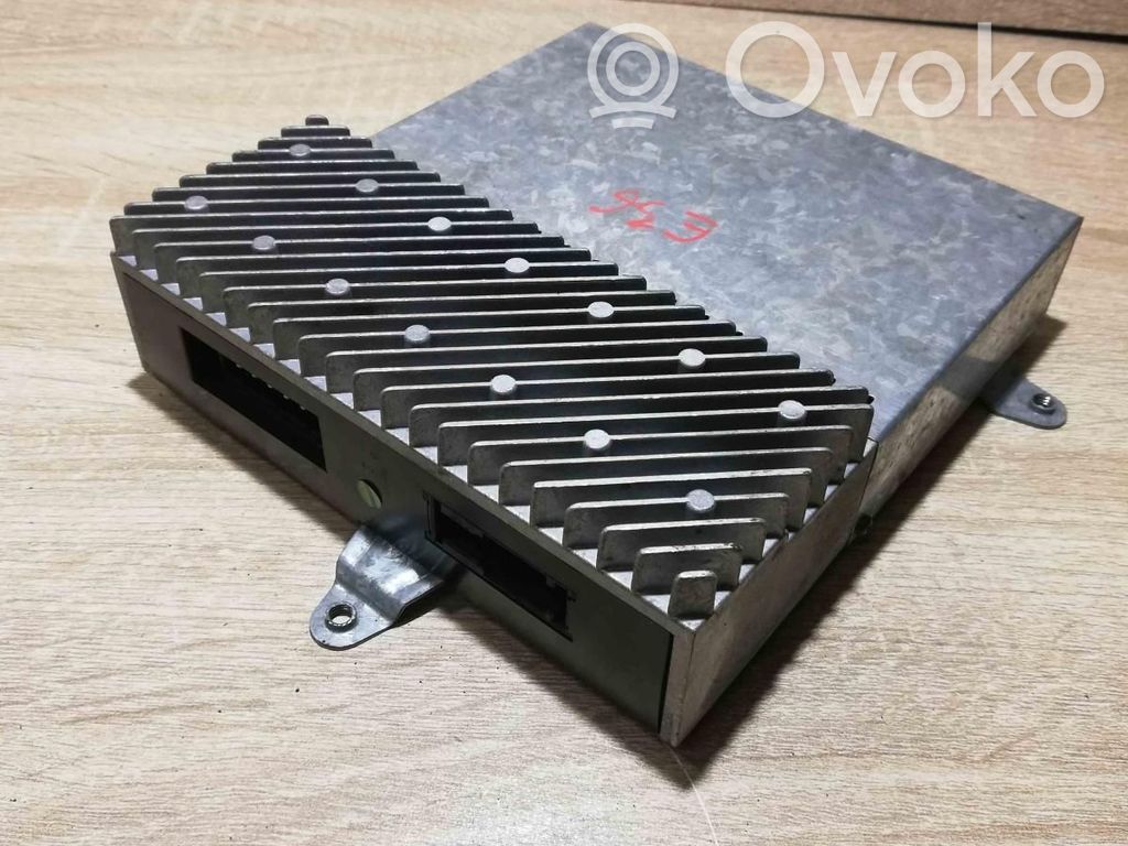 BMW 3 E36 Sound amplifier 