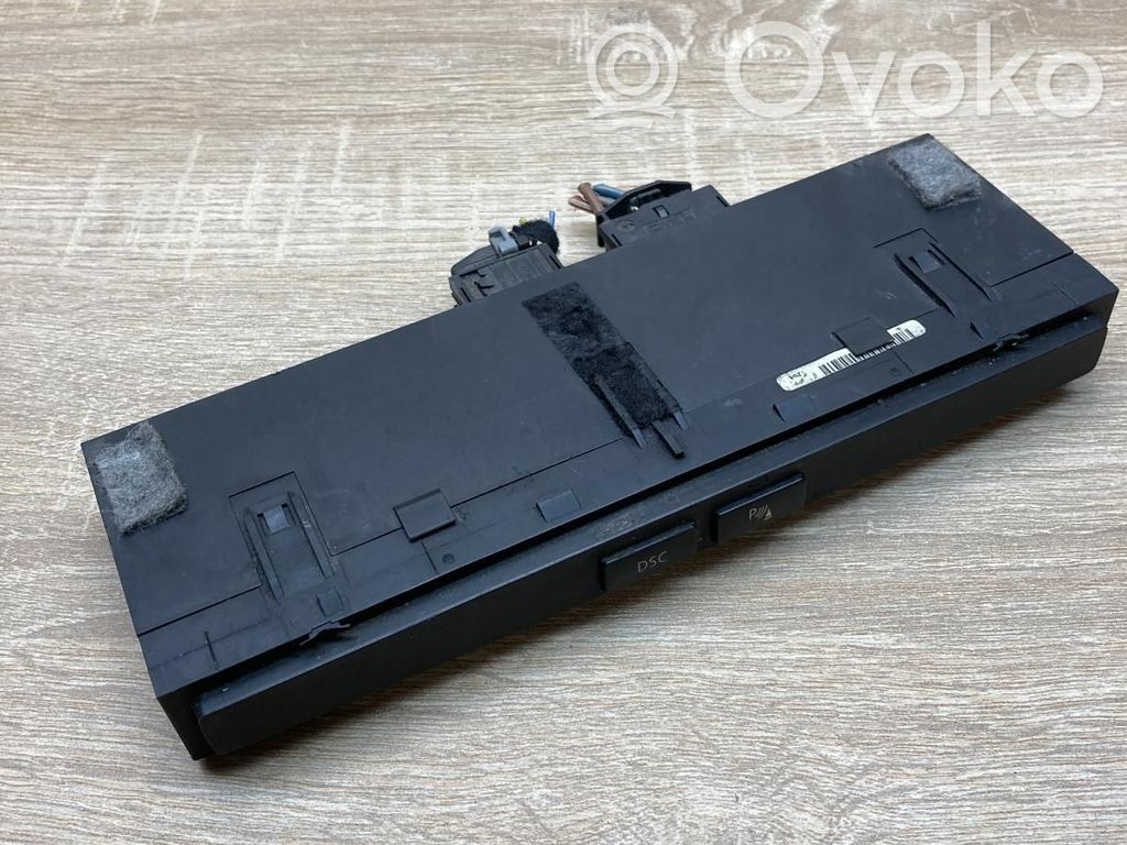Parking (PDC) sensor switch   6949451,13580211
