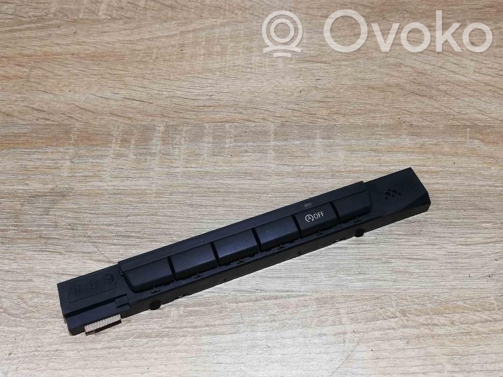 Traction control (ASR) switch   6970919