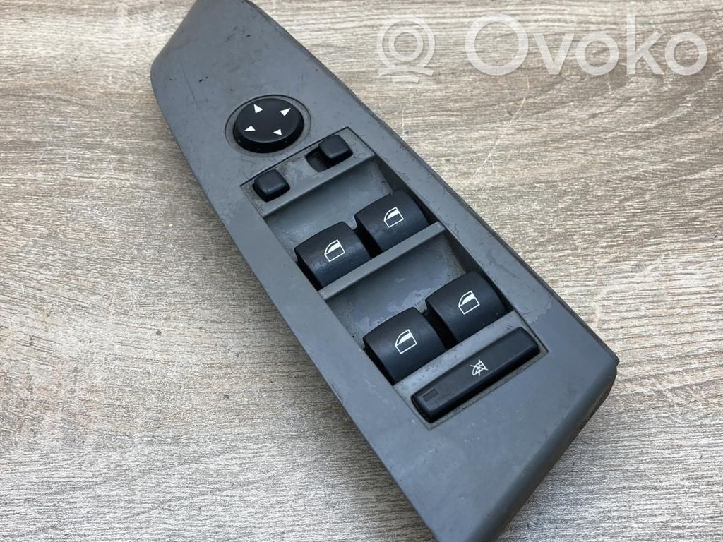 BMW 5 E60 E61 Electric window control switch 
