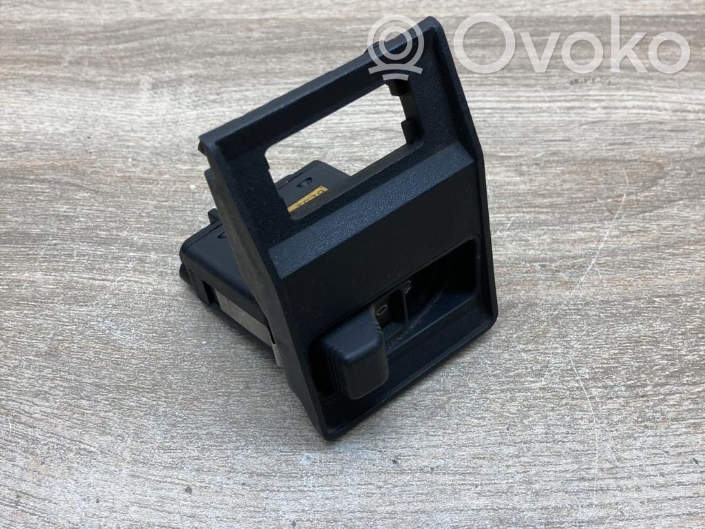 BMW 5 E34 Interruptor de luz antiniebla 