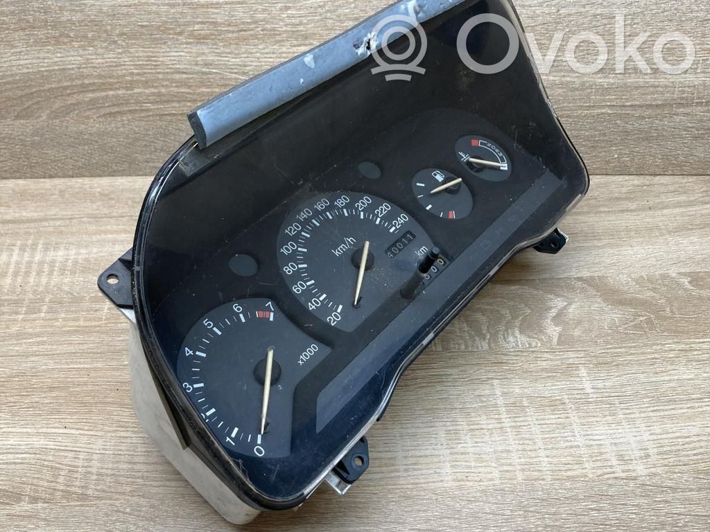 Ford Escort Speedometer (instrument cluster) 