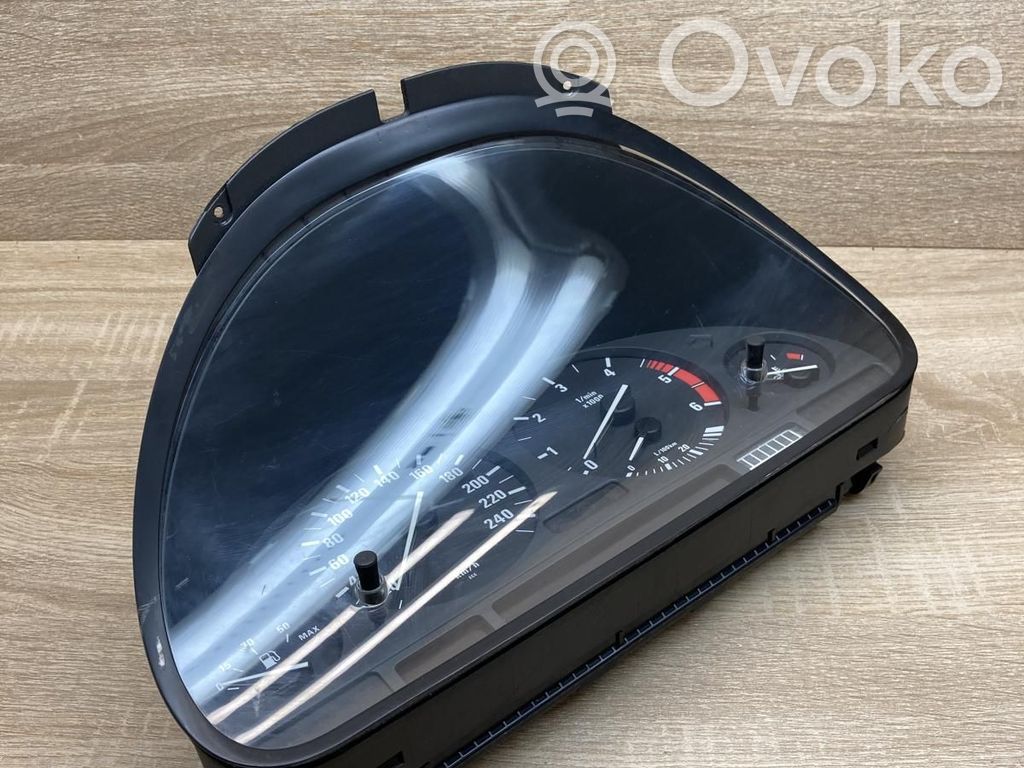 BMW 5 E39 Speedometer (instrument cluster) 